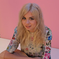 EXCLUSIVE! Behind the Scenes with Nina Nesbitt